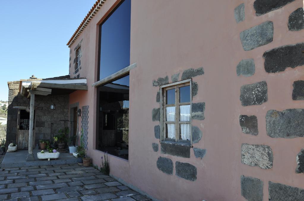 Вилла Mountain Hideaway House In Moya Номер фото